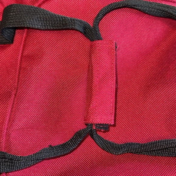 Samsonite Duffel Gym Bag / Weekender in Red, 2006 Classic Monte Carlo 2 edition - Picture 11 of 15